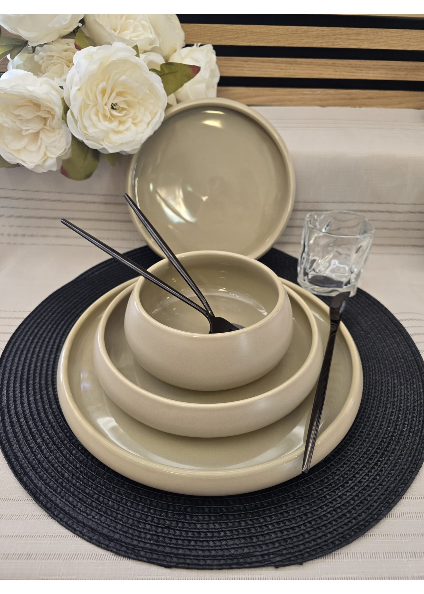 Bavary 24-delige Serviesset chubby beige