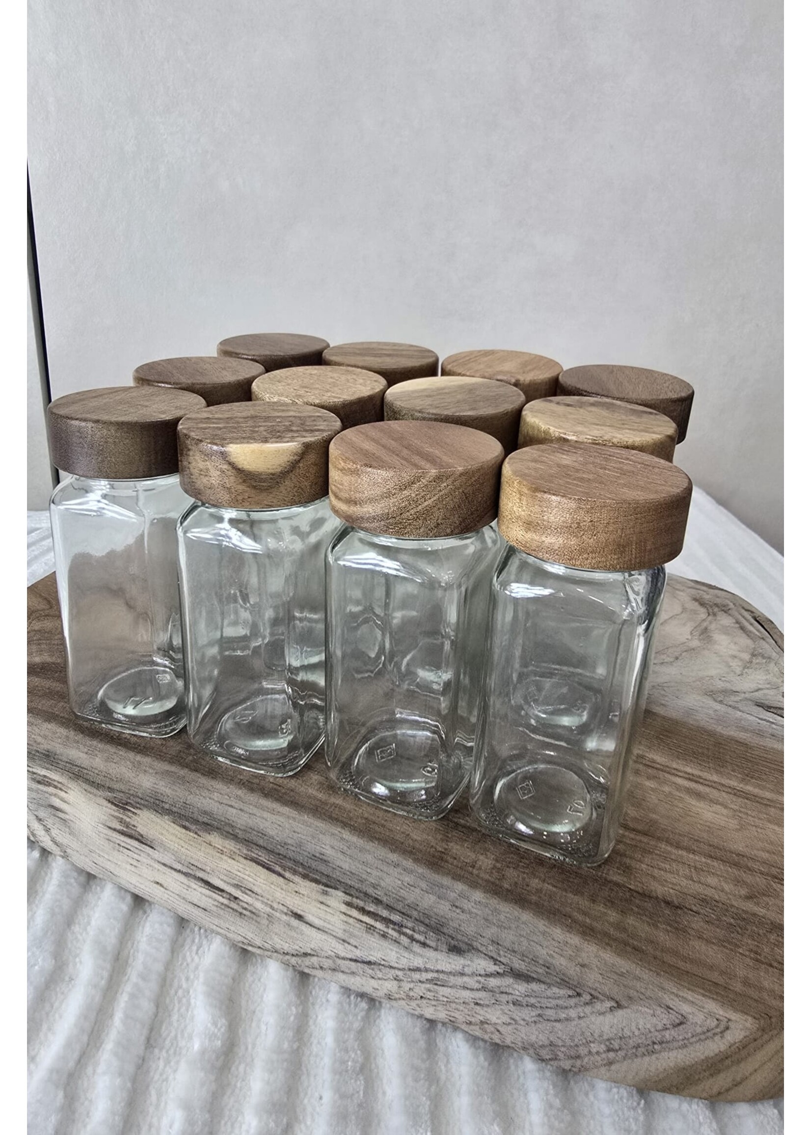 Pots à herbes avec couvercle en bois d'acacia | 12 pièces | 120 ml
