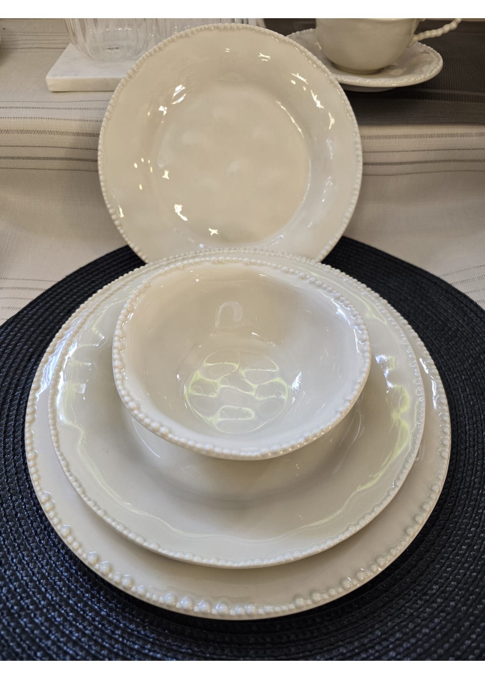 Bavary 24-delige Serviesset pearls creme kleur