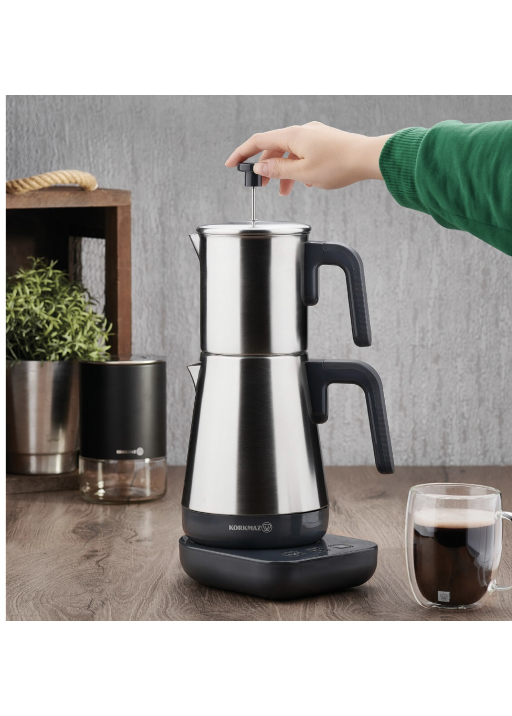 Korkmaz Moderna Elektrische Theepot.