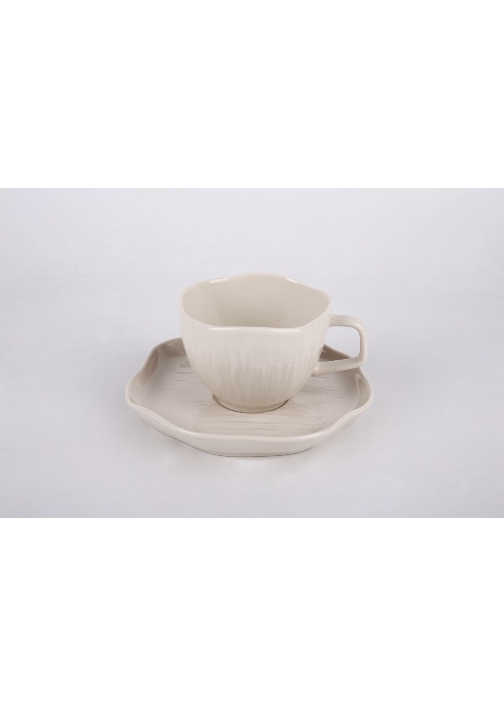 Bavaria Cermeco Espressotassen mit Untertasse – Beige oder Weiß.