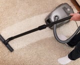 Vloerkleed schoonmaken: de beste tips per materiaal