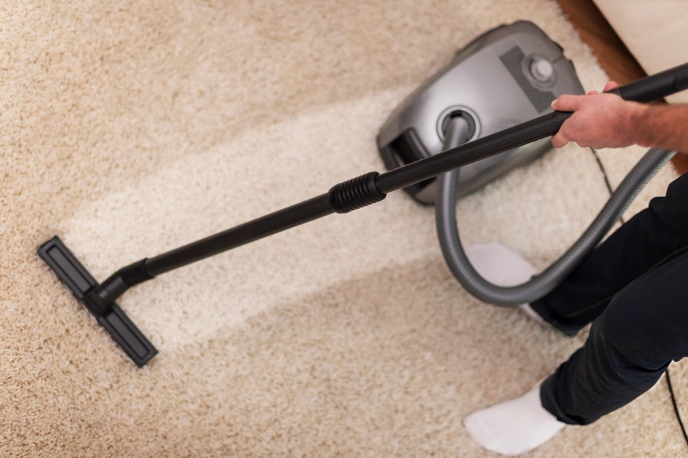 Vloerkleed schoonmaken: de beste tips per materiaal