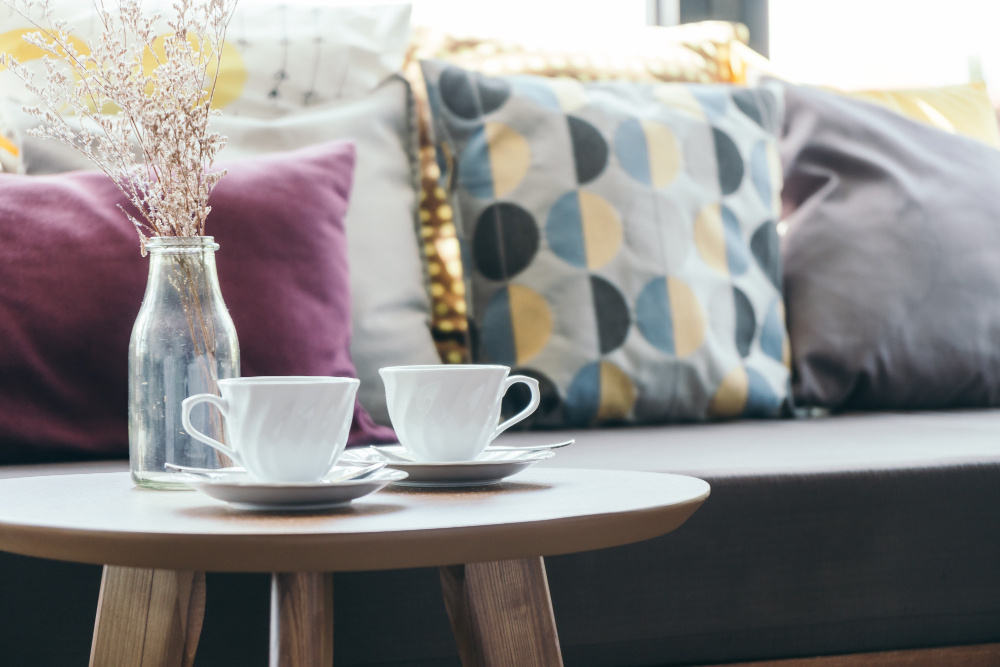Waarom salontafel decoratie de sfeer in huis bepaalt