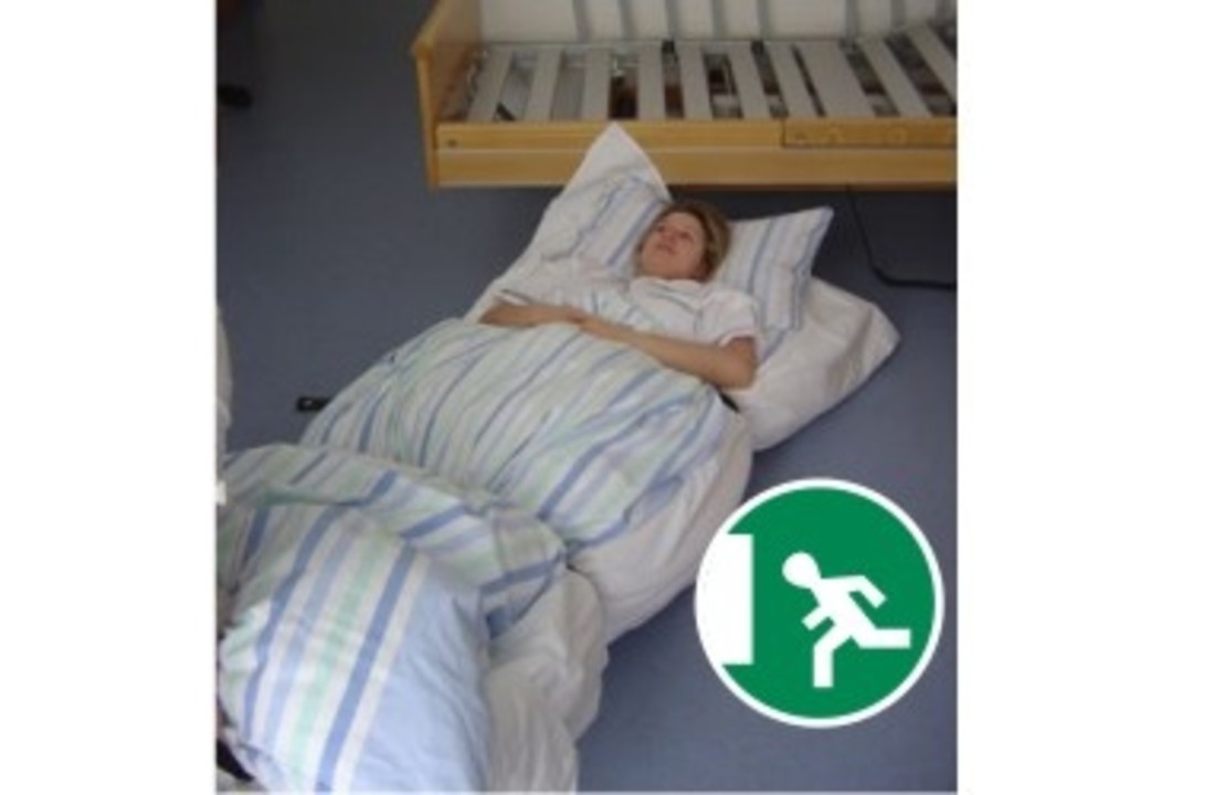 Rettungsmatte inklusive 2 Gürtelschnallen