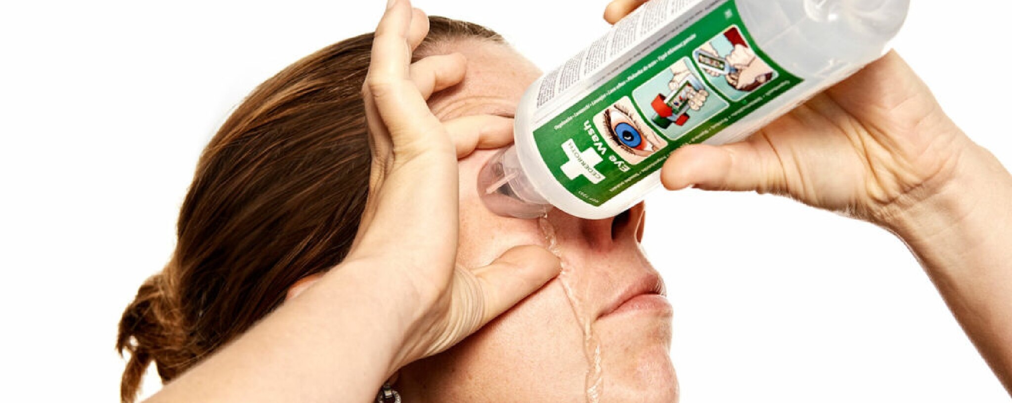 De 10 onmisbare stappen voor een effectieve oogspoeling