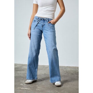 Sisterspoint onea belt jeans mid blue