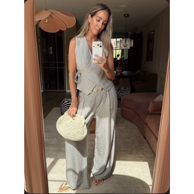 Not a label 2 piece set lili taupe