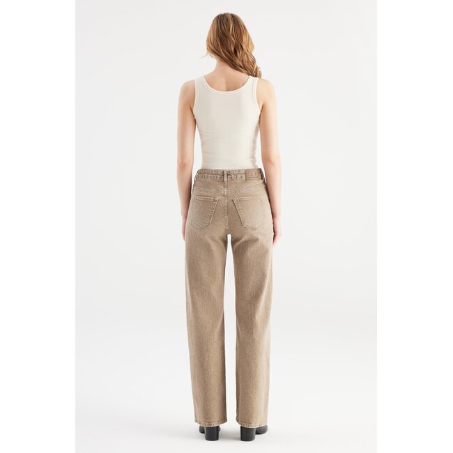 Cup of Joe cora jeans peaunut denim
