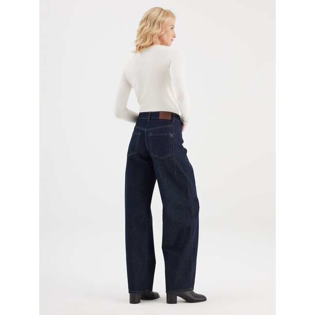 Cup of Joe clara barrel jeans raw