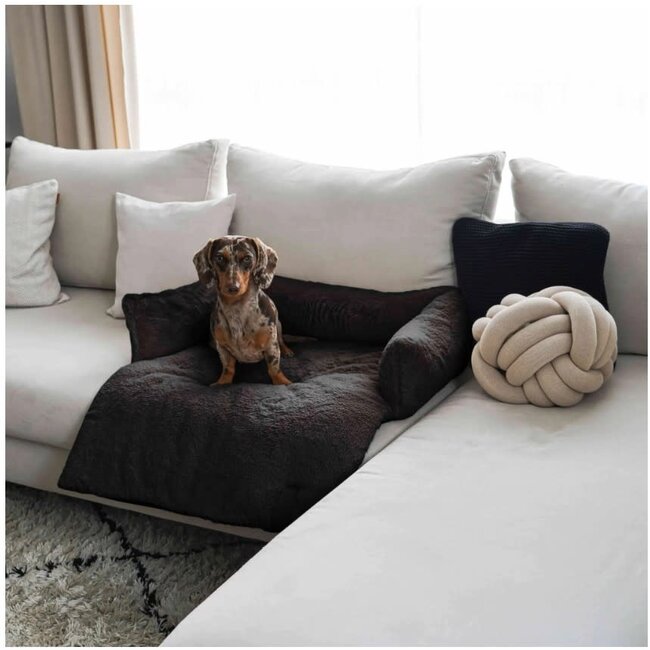 District 70 Nuzzle Donkergrijs