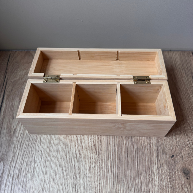 Theedoos Hey doos.... Theetje?