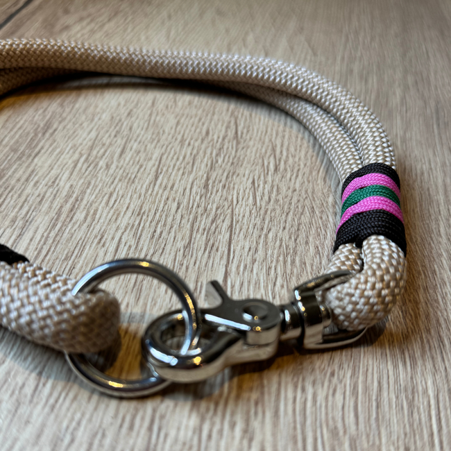 Handmade Halsband– Stel je eigen lijn samen