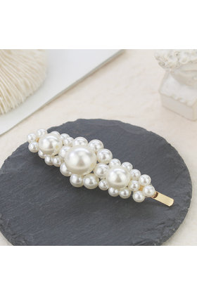Haarspeld / haarschuif met parels losangevorm