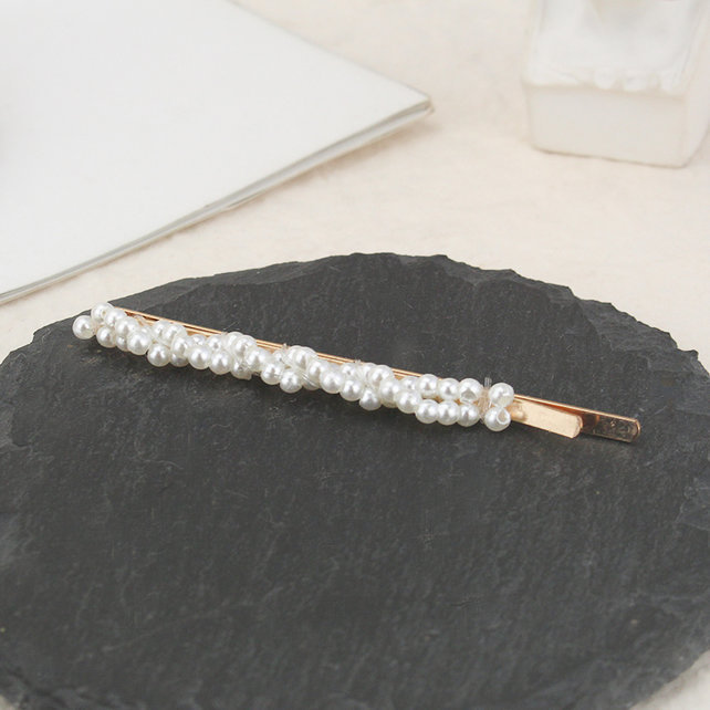 Haarspeld / haarschuif met kleine pareltjes