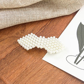 Haarknip met pareltjes ruitvorm