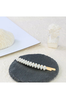 Haarspeld / haarschuif met bloemvormige parels