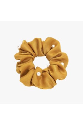 Scrunchie met parels mosterd *