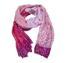 Viscose sjaal met bladmotief roze/fuchsia
