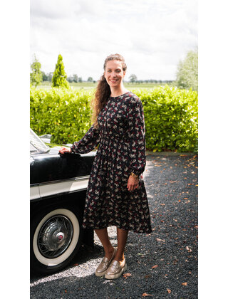 Dames jurk Annemijn - zwart gebloemd