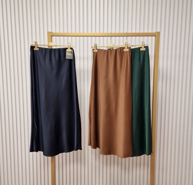 Rok Joanne - donkerblauw satijn