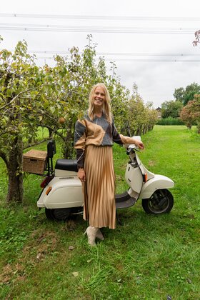 Rok Amber - cognac satijn