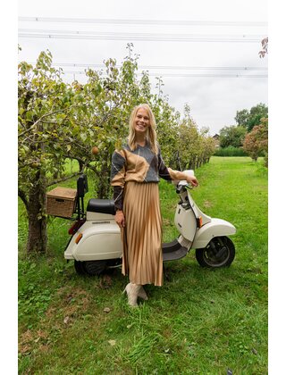 Rok Amber - cognac satijn