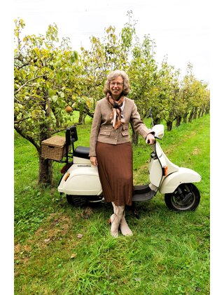 Jasje Lizette - bruin