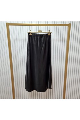 Rok Joanne - zwart satijn