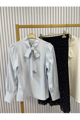 Blouse Elizabeth - lichtblauw