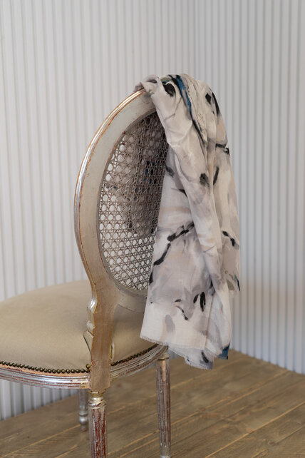 Sjaal grote bloem - beige/grijs