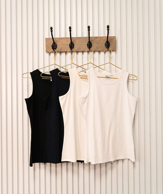 Dames shirt Loes picotrandje zonder mouw - zwart