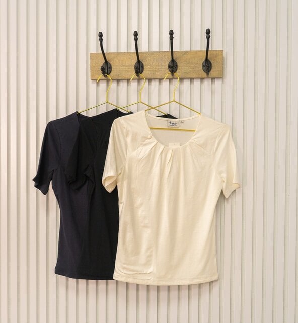 Dames shirt Lizet plooitjes korte mouw - zwart