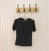Dames shirt Lizet plooitjes korte mouw - zwart