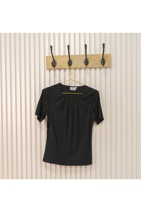 Dames shirt Lizet plooitjes korte mouw - zwart