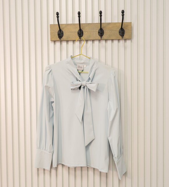 Blouse Elizabeth - lichtblauw