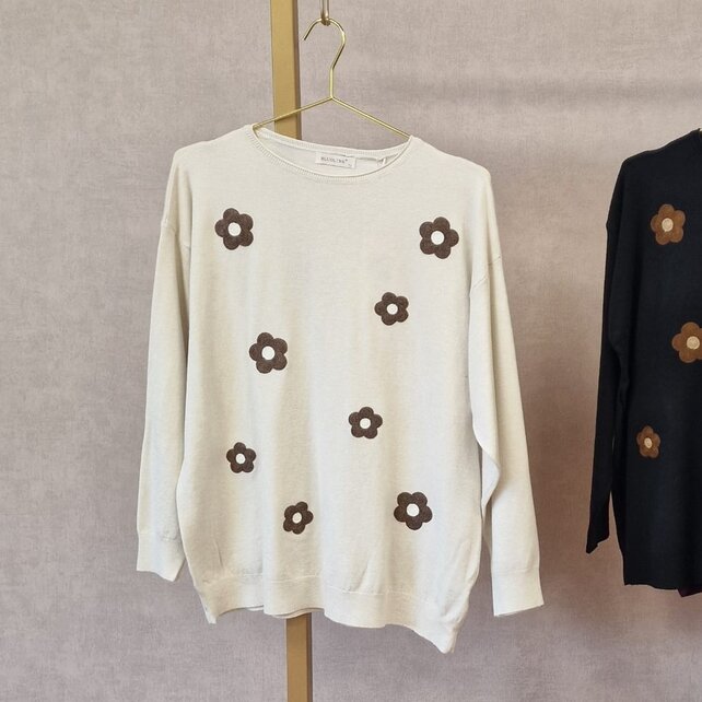 Trui Livia - bloemen beige