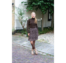 Rok Noelle - bruin