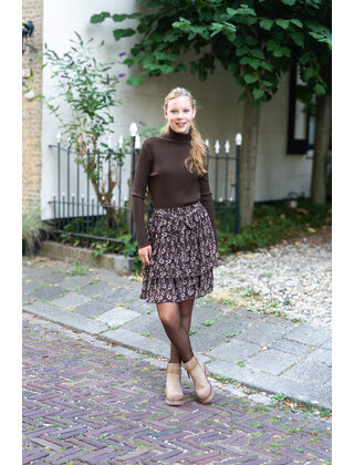 Rok Noelle - bruin