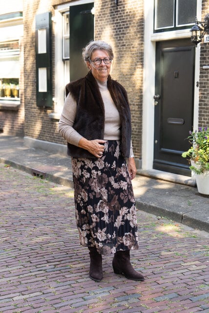 Rok plissé lang model - bloem zwart/taupe