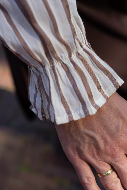 Blouse Esmee - bruin/offwhite