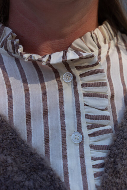 Blouse Esmee - bruin/offwhite
