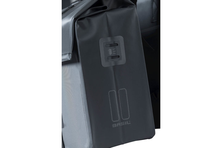 Basil fietstas dubbel Urban dry black 50L 4