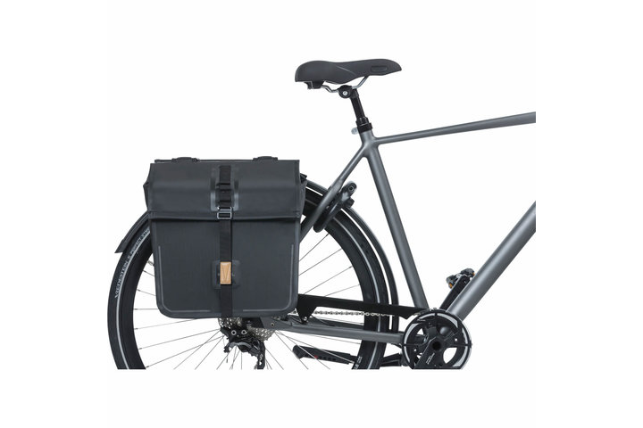 Basil fietstas dubbel Urban dry black 50L 5