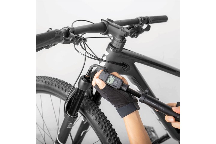 Topeak minipomp Mountain Digital 2Stage 6