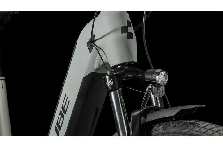 Cube Kathmandu Hybrid One 750 Elektrische Damesfiets 28 inch 46cm 10v 7