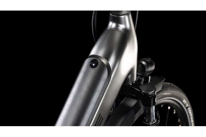 Cube Supreme Hybrid Deluxe One 625 Elektrische damesfiets 28 inch 46cm 8v 2