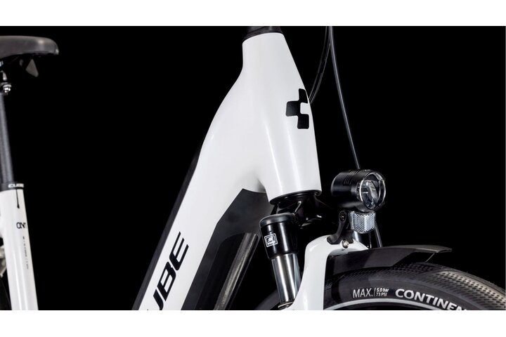 Cube Supreme Hybrid Comfort One 500 Elektrische Damesfiets 28 inch 8v 7