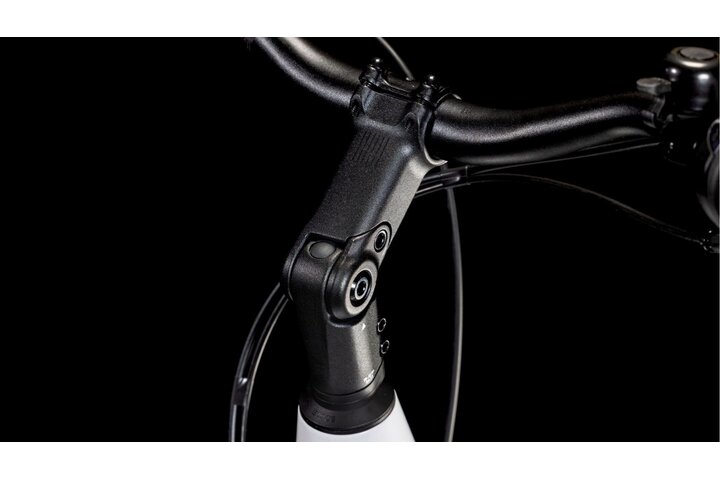 Cube Supreme Hybrid Comfort One 500 Elektrische Damesfiets 28 inch 8v 4