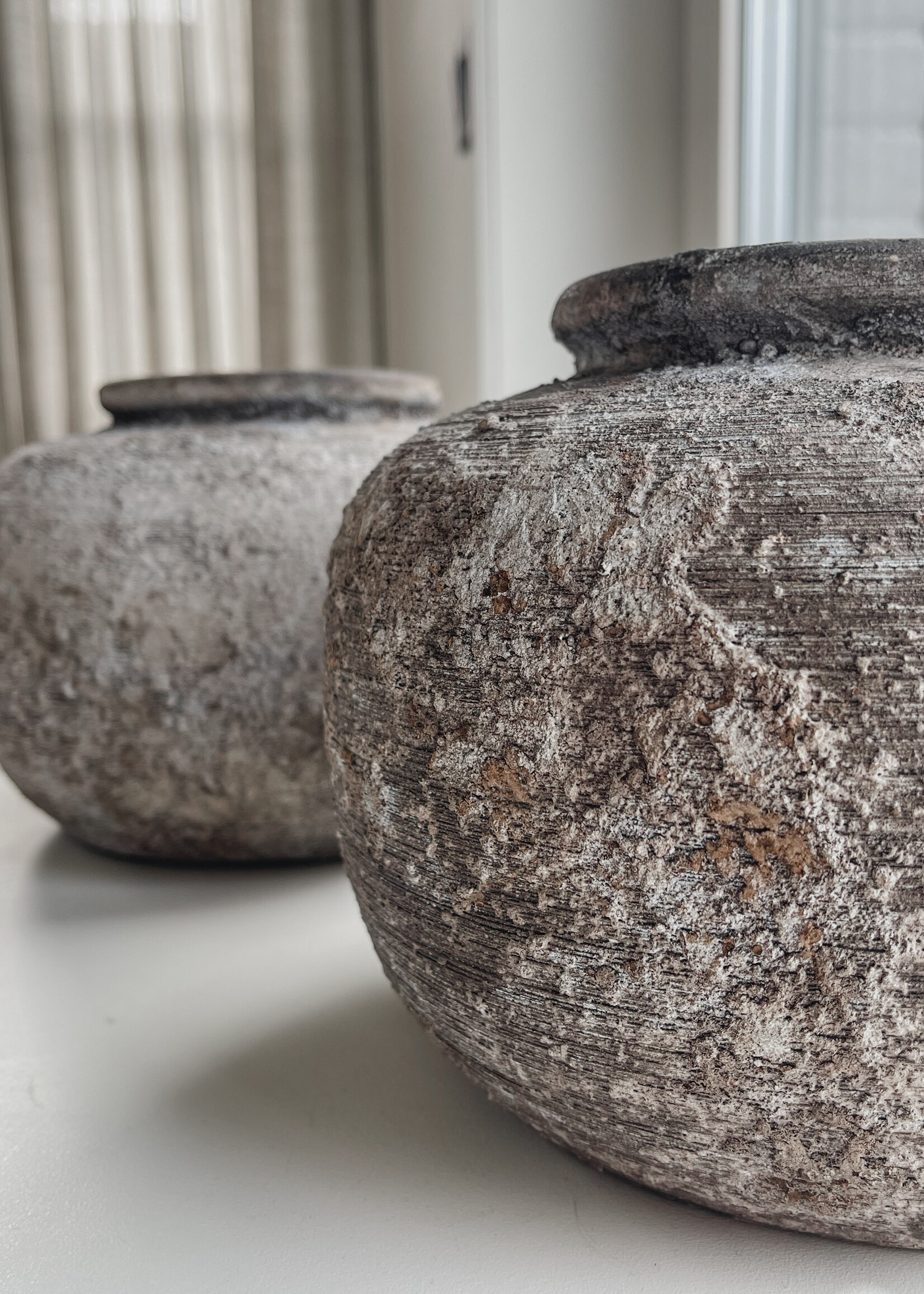 Rustieke pot rond grijs/bruin